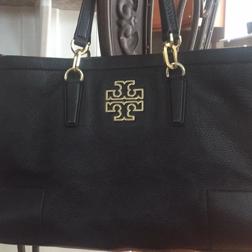 Large Tory Burch tote barley used